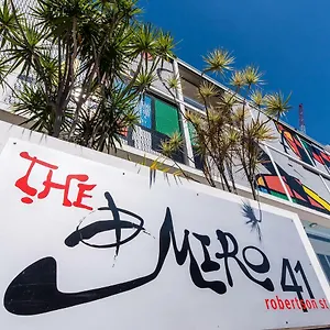 Apartahotel The Miro